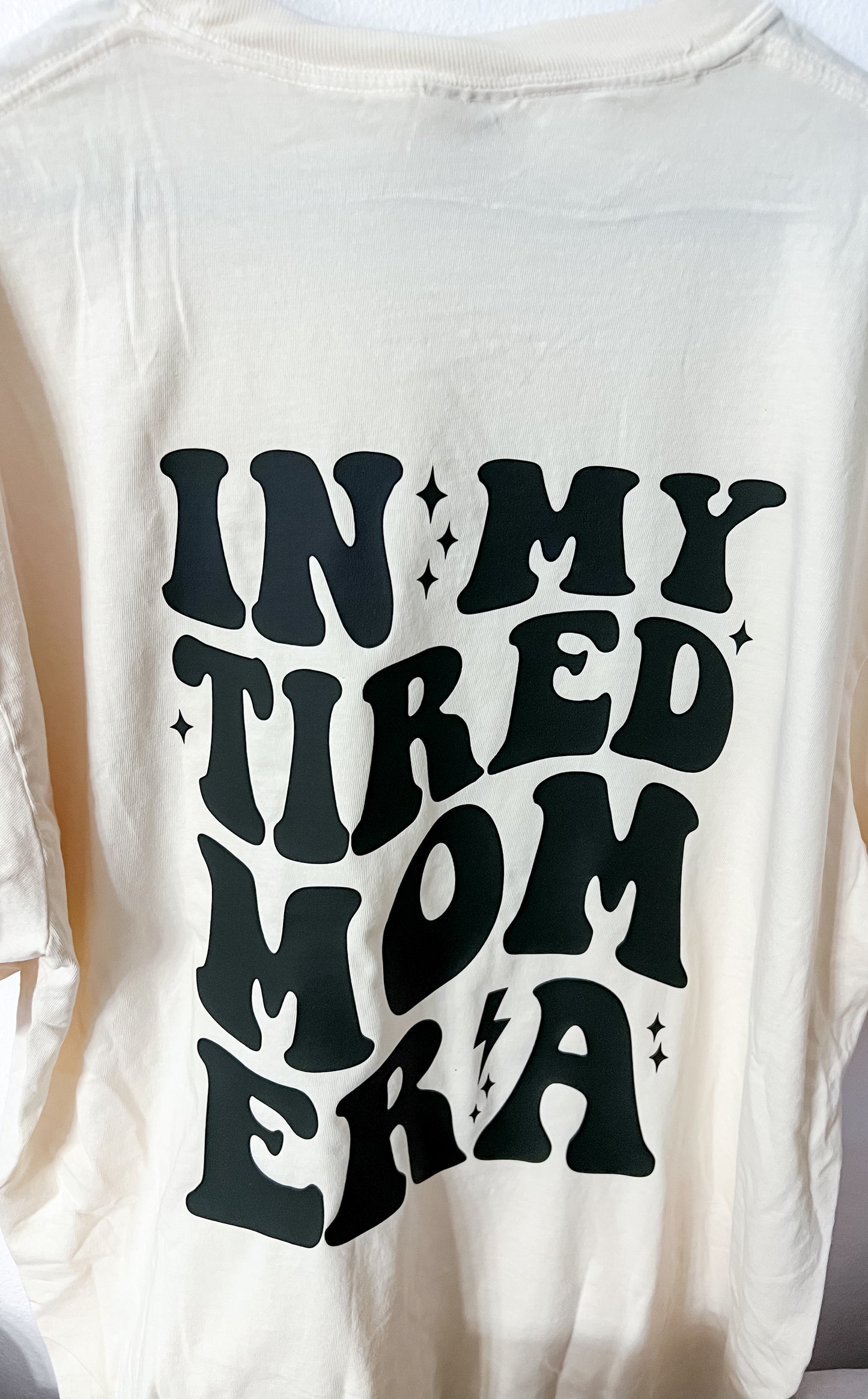 Tired mom tee